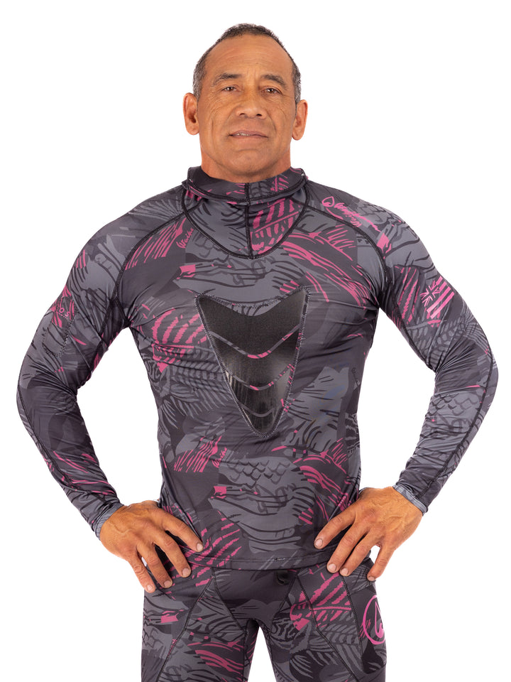 Rashguard de pêche sous-marine à capuche rose en arête de poisson